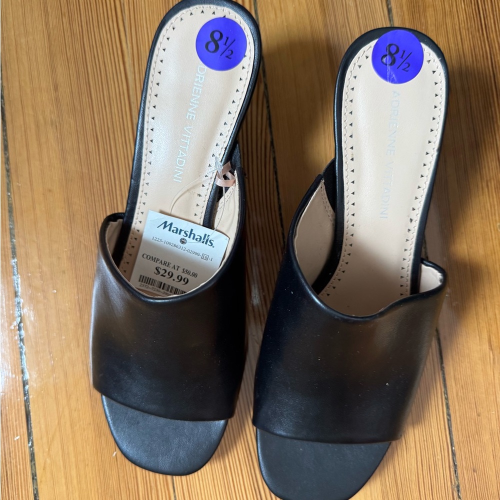NEW WITH TAGS - Adrienne Vittadini Black Leather Mules